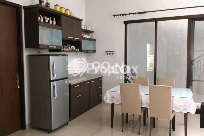 Rumah Minimalis 3 KT LT 143m2 di Jemursari Rumah Minimalis 3 KT LT 143m2 di Jemursari