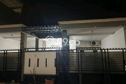 Rumah Modern 3 KT di Kebraon Surabaya Unfurnished Rumah Modern 3 KT di Kebraon Surabaya Unfurnished