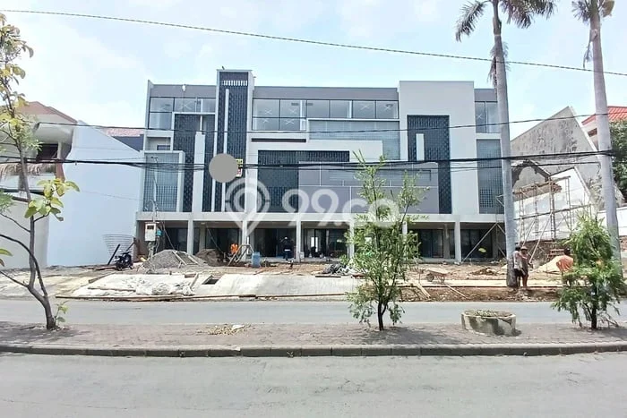 Ruko For Rent di , Luas 76m2m², Area Strategis, Ready Operasi Ruko For Rent di , Luas 76m2m², Area Strategis, Ready Operasi