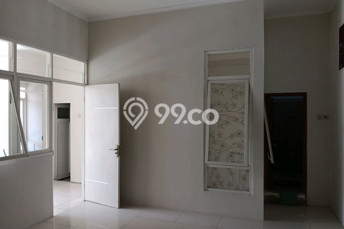 Rumah Modern Cantik 3 KT Bisa Langsung Pindah di Waru Rumah Modern Cantik 3 KT Bisa Langsung Pindah di Waru