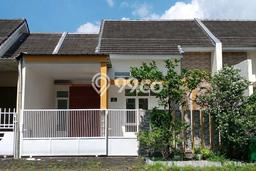 Rumah Modern Cantik 3 KT Bisa Langsung Pindah di Waru Rumah Modern Cantik 3 KT Bisa Langsung Pindah di Waru