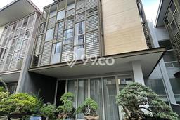 KESEMPATAN EMAS! Rumah di Lakarsantri, Surabaya, LT 120m2m² LB 310m2m² KESEMPATAN EMAS! Rumah di Lakarsantri, Surabaya, LT 120m2m² LB 310m2m²