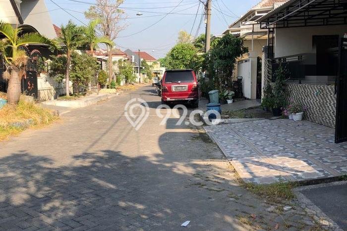 Jual Rumah Strategis Bagus Punya 2 KT di Waru Sidoarjo SHM Jual Rumah Strategis Bagus Punya 2 KT di Waru Sidoarjo SHM