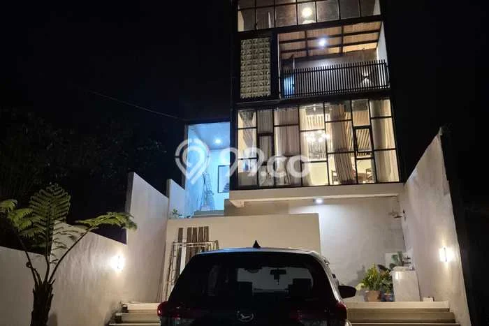 Dijual! Vila Kawasan Bumiaji, Ukuran 283m2m², Posisi Strategis Dijual! Vila Kawasan Bumiaji, Ukuran 283m2m², Posisi Strategis
