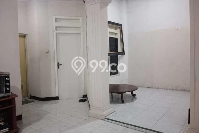 Dijual Cepat Rumah Favorit Siap Huni LB 287m2 di Jombang, Jombang Dijual Cepat Rumah Favorit Siap Huni LB 287m2 di Jombang, Jombang