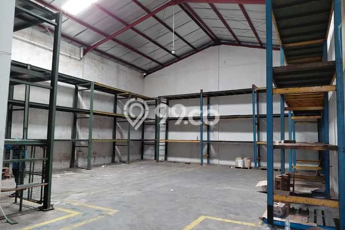 Unit Gudang Disewa Lokasi Sidoarjo, Sidoarjo Spesifikasi Luas Bangunan 216m2 Unit Gudang Disewa Lokasi Sidoarjo, Sidoarjo Spesifikasi Luas Bangunan 216m2