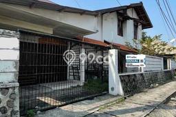 Dijual Rumah Strategis Bagus Punya 3 KT di Dukuh Pakis Surabaya - Dijual Rumah Strategis Bagus Punya 3 KT di Dukuh Pakis Surabaya -