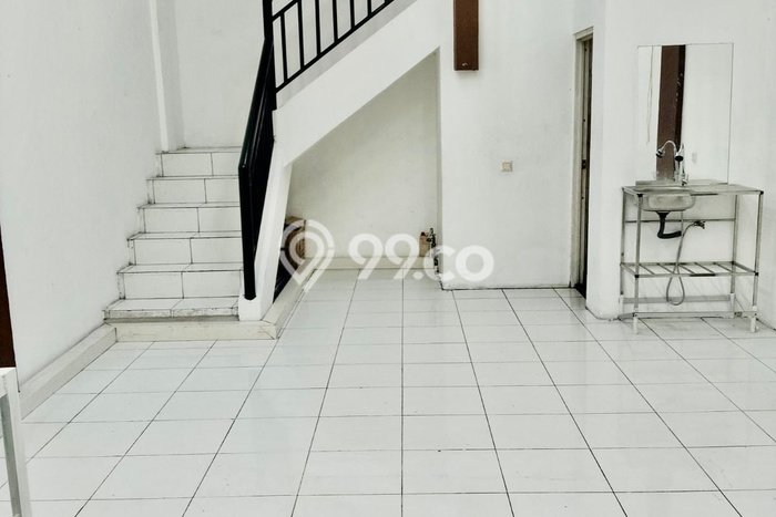 Ruko Dijual di Surabaya LT 45m2 & LB 90m2 Lokasi Terbaik! Ruko Dijual di Surabaya LT 45m2 & LB 90m2 Lokasi Terbaik!