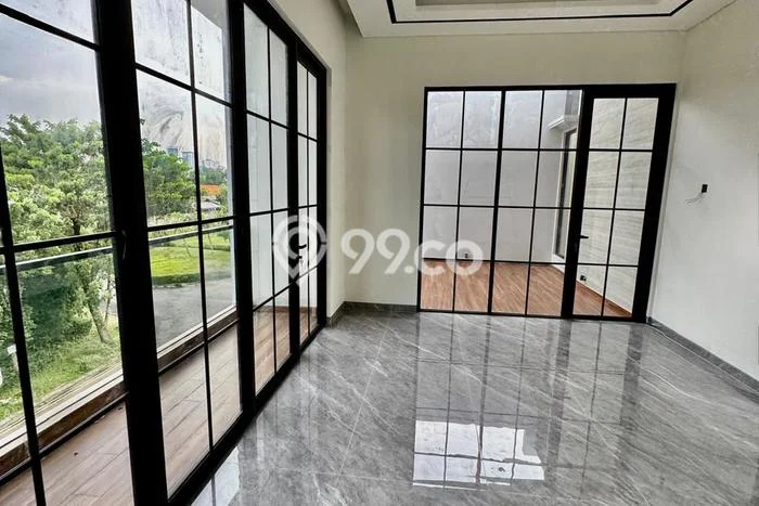 Rumah Elit Modern Tanpa Renovasi di Citraland Surabaya Rumah Elit Modern Tanpa Renovasi di Citraland Surabaya