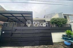 Dijual Rumah Strategis Bagus Punya 3 KT di Surabaya Kota Surabaya SHM Dijual Rumah Strategis Bagus Punya 3 KT di Surabaya Kota Surabaya SHM