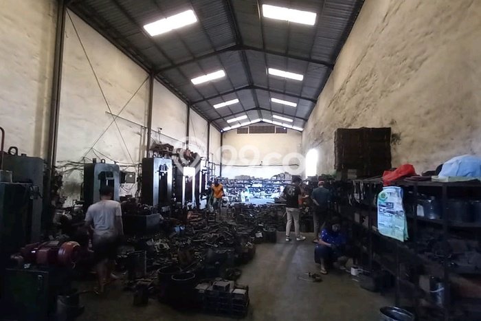 PELUANG EMAS! Gudang Kawasan Jenggolo, Luas 800m2m², Potensi Profit Tinggi PELUANG EMAS! Gudang Kawasan Jenggolo, Luas 800m2m², Potensi Profit Tinggi