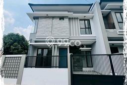 NEW LISTING! Rumah Premium area Pakal, LT 89m2m² LB 150m2m² NEW LISTING! Rumah Premium area Pakal, LT 89m2m² LB 150m2m²