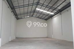 LOKASI STRATEGIS! Gudang Kawasan , Luas 360m2m², Jalan Utama LOKASI STRATEGIS! Gudang Kawasan , Luas 360m2m², Jalan Utama