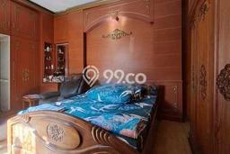 Rumah Elit Modern Tanpa Renovasi di Medokan Ayu Surabaya Rumah Elit Modern Tanpa Renovasi di Medokan Ayu Surabaya