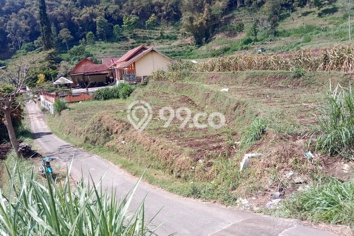 Kavling Tanah untuk Dijual di Batu, Malang, Luas 1004m2 Kavling Tanah untuk Dijual di Batu, Malang, Luas 1004m2
