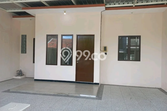 Disewakan Cepat Rumah Kondisi Baik di Area Waru, Sidoarjo Disewakan Cepat Rumah Kondisi Baik di Area Waru, Sidoarjo