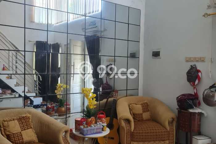 Dijual Cepat Rumah 4 KT 2 KM di Wiyung, Surabaya Dijual Cepat Rumah 4 KT 2 KM di Wiyung, Surabaya