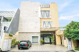Best Deal Hunian Mewah Ideal dan Luas di Jambangan, Surabaya Best Deal Hunian Mewah Ideal dan Luas di Jambangan, Surabaya