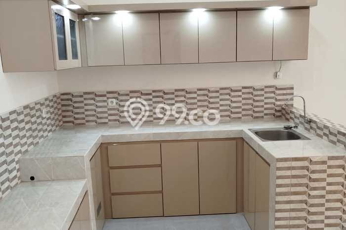 Rumah Minimalis 4 KT di Mulyosari Surabaya Semi Furnished Rumah Minimalis 4 KT di Mulyosari Surabaya Semi Furnished