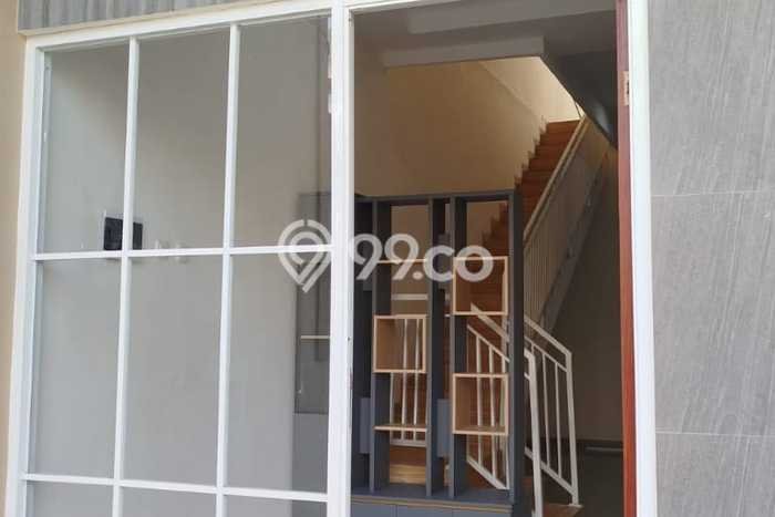 Rumah Minimalis 4 KT di Mulyosari Surabaya Semi Furnished Rumah Minimalis 4 KT di Mulyosari Surabaya Semi Furnished