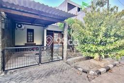 Dijual Cepat Rumah Bagus Siap Huni LB 81m2 di Wiyung, Surabaya Dijual Cepat Rumah Bagus Siap Huni LB 81m2 di Wiyung, Surabaya