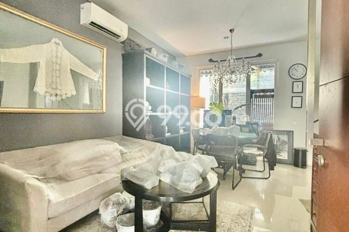 Rumah Strategis di Citraland, 3 KT, Lingkungan Nyaman, Luas 105m2m² Bangunan 150m2m² Rumah Strategis di Citraland, 3 KT, Lingkungan Nyaman, Luas 105m2m² Bangunan 150m2m²