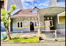 For Sale Hunian Rumah Nyaman 3 Kamar di Citraland, Surabaya For Sale Hunian Rumah Nyaman 3 Kamar di Citraland, Surabaya