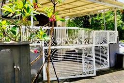 Rumah Sewa Surabaya LT 180m2 LB 360m2 Kawasan Graha Rumah Sewa Surabaya LT 180m2 LB 360m2 Kawasan Graha