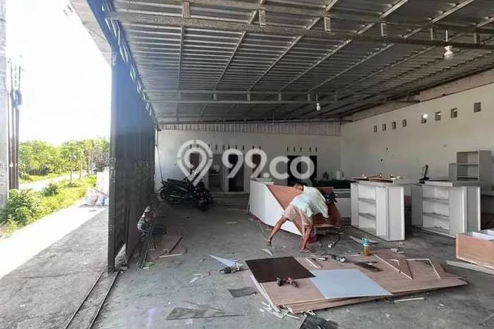Gudang Bagus Dijual LB 650m2 Lokasi Strategis Mataram Area Cocok untuk Bisnis Gudang Bagus Dijual LB 650m2 Lokasi Strategis Mataram Area Cocok untuk Bisnis