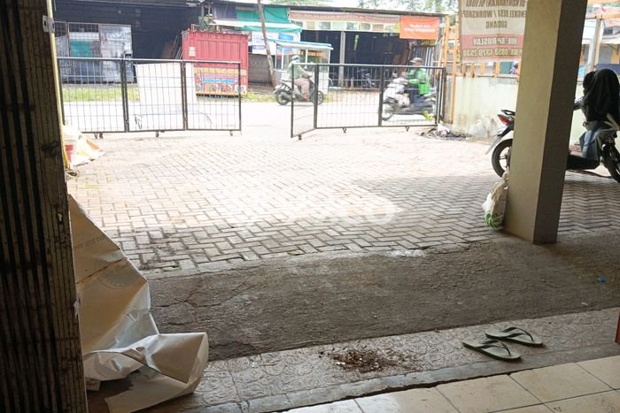 Ruko Dijual di Bogor LT 240m2 & LB 112m2 Lokasi Terbaik! Ruko Dijual di Bogor LT 240m2 & LB 112m2 Lokasi Terbaik!