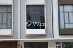 FOR RENT! Ruko di Gading Serpong Samara Village Cocok untuk Bisnis 81m2 FOR RENT! Ruko di Gading Serpong Samara Village Cocok untuk Bisnis 81m2