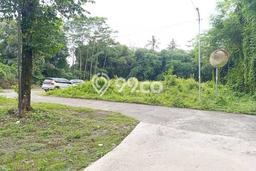 Lahan Dijual Lokasi Sleman, Sleman dengan Luas Tanah 114m2 dan Status SHM Lahan Dijual Lokasi Sleman, Sleman dengan Luas Tanah 114m2 dan Status SHM