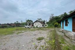 Jarang Ada! Tanah di Pakem Punya Luas 114m2 SHM Jarang Ada! Tanah di Pakem Punya Luas 114m2 SHM