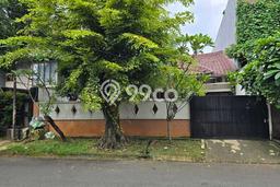 Rumah Elit Akses Strategis di Jakarta Selatan Semi Furnished Rumah Elit Akses Strategis di Jakarta Selatan Semi Furnished