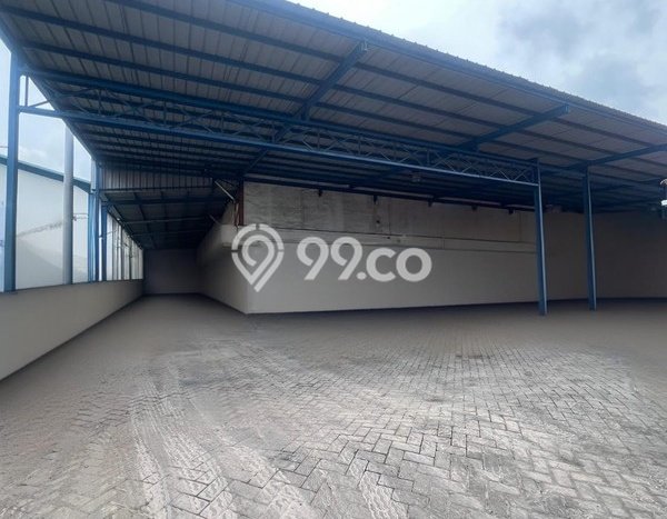 Area Ramai! Gudang Dijual di Waru untuk Bisnis Luas Bangunan 7876m2 Area Ramai! Gudang Dijual di Waru untuk Bisnis Luas Bangunan 7876m2