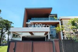 Ready to Use! Luxury House LT 210m2 Desain Elegan di Citraland Ready to Use! Luxury House LT 210m2 Desain Elegan di Citraland