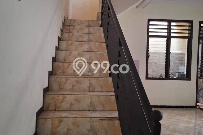 Rumah Strategis Minimalis Lb 200m2 di Sedati, Sidoarjo Rumah Strategis Minimalis Lb 200m2 di Sedati, Sidoarjo