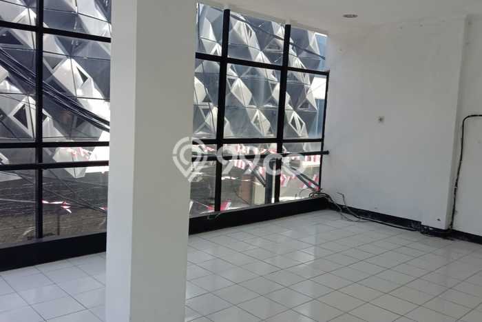 For Rent Ruko Kawasan Strategis Kawasan Ngagel, Luas 132m2m², Siap Usaha For Rent Ruko Kawasan Strategis Kawasan Ngagel, Luas 132m2m², Siap Usaha