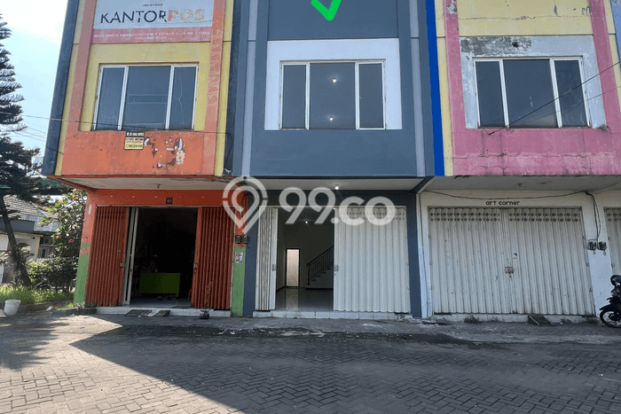 Ruko di Waru, Luas 120m2m², Mainroad, Area Strategis Ruko di Waru, Luas 120m2m², Mainroad, Area Strategis