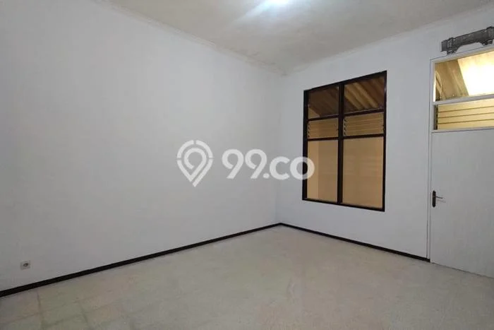 Rumah Kontrakan Surabaya LT 160m2 LB 160m2 Area ngagel Rumah Kontrakan Surabaya LT 160m2 LB 160m2 Area ngagel