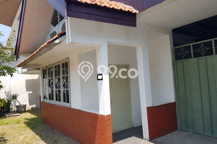 Rumah Luxury Modern Siap Huni di Kendangsari Surabaya Rumah Luxury Modern Siap Huni di Kendangsari Surabaya