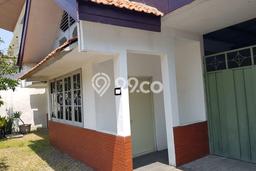 Rumah Luxury Modern Siap Huni di Kendangsari Surabaya Rumah Luxury Modern Siap Huni di Kendangsari Surabaya