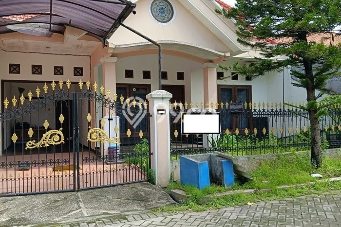Rumah Strategis Minimalis Lb 200m2 di Sedati, Sidoarjo Rumah Strategis Minimalis Lb 200m2 di Sedati, Sidoarjo