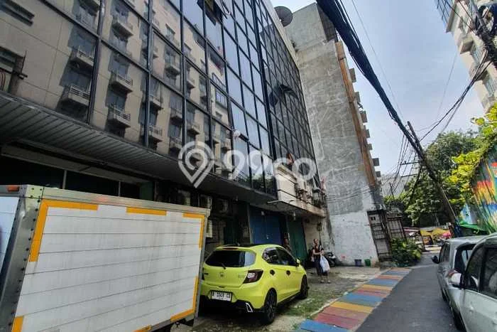 Ruko Dijual di Jakarta Pusat LT 40m2 & LB 200m2 Lokasi Terbaik! Ruko Dijual di Jakarta Pusat LT 40m2 & LB 200m2 Lokasi Terbaik!
