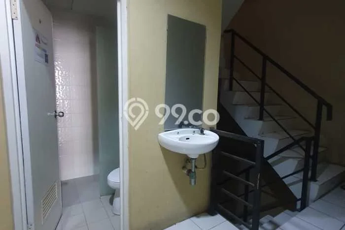 Ruko Dijual di Jakarta Pusat LT 40m2 & LB 200m2 Lokasi Terbaik! Ruko Dijual di Jakarta Pusat LT 40m2 & LB 200m2 Lokasi Terbaik!