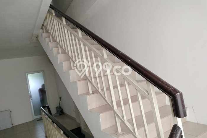 Ruko Dijual di Prime Area Jakarta Barat Luas 236m2 Ruko Dijual di Prime Area Jakarta Barat Luas 236m2