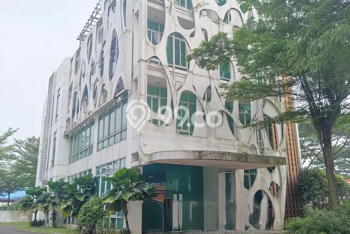 Komersial Dijual di Prime Area Tangerang Luas 725m2 Komersial Dijual di Prime Area Tangerang Luas 725m2