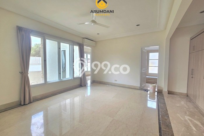 Disewakan Rumah Strategis di Cipete LT 600m2 / LB 550m2 Kondisi Bagus Disewakan Rumah Strategis di Cipete LT 600m2 / LB 550m2 Kondisi Bagus