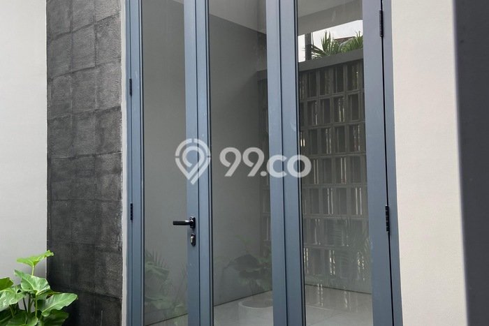 Ready to Use! Premium House LT 124m2 Desain Modern di Pondok Indah Ready to Use! Premium House LT 124m2 Desain Modern di Pondok Indah