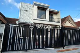 Hunian Elit LB 200m2 Siap Pakai Desain Elegan di Sektor 7A/B-Gading Serpong, Tangerang Hunian Elit LB 200m2 Siap Pakai Desain Elegan di Sektor 7A/B-Gading Serpong, Tangerang